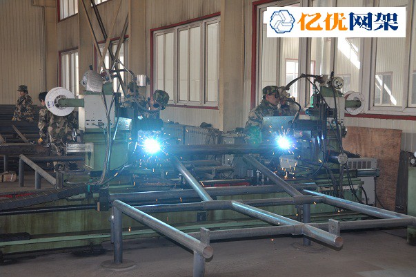 许昌螺栓球网架加工车间